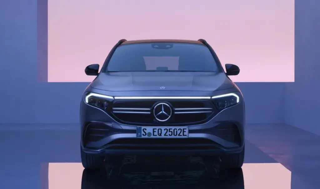 mercedes-benz-eqa-framifrån