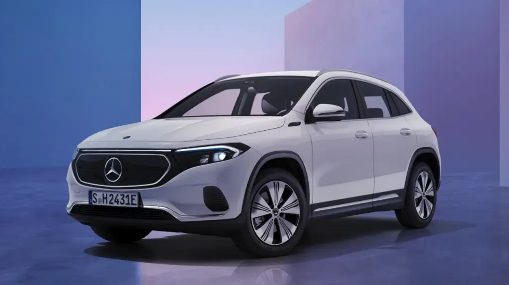 mercedes-benz-eqa-förarsida