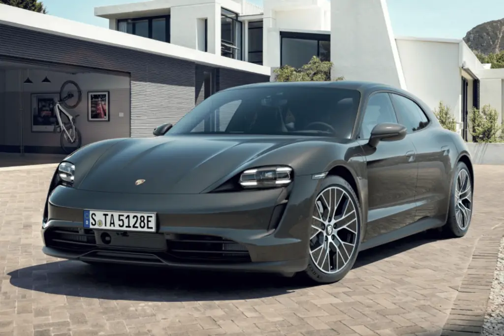 Taycan-sport-turismo