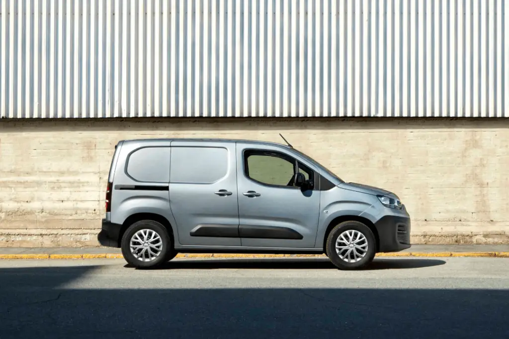 Fiat-doblo-action3