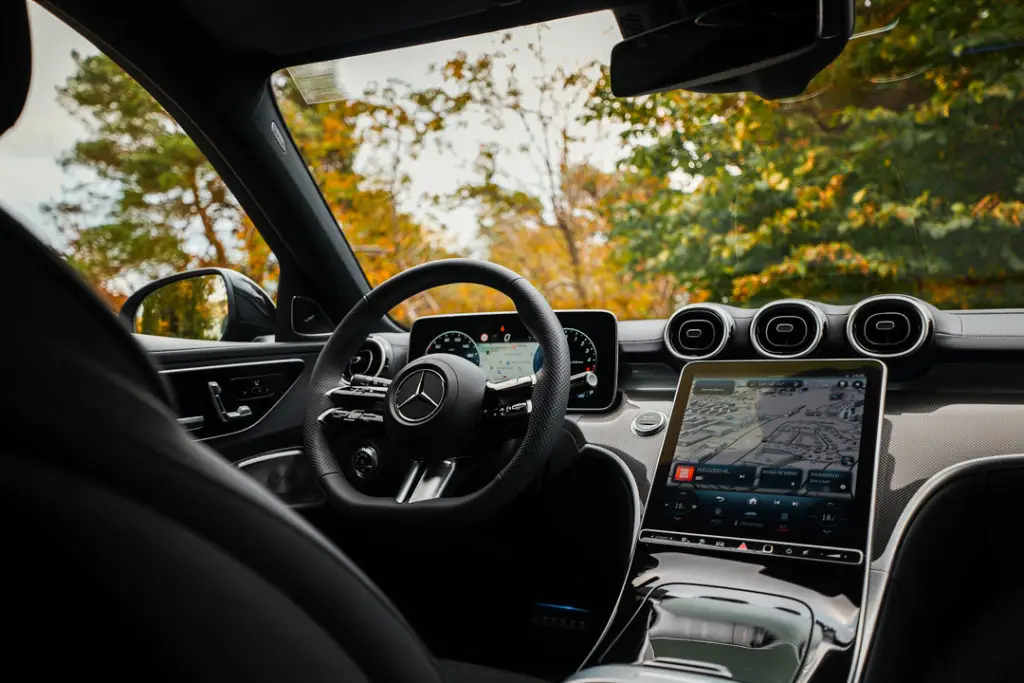 Mercedes-C-300-de-Ratt