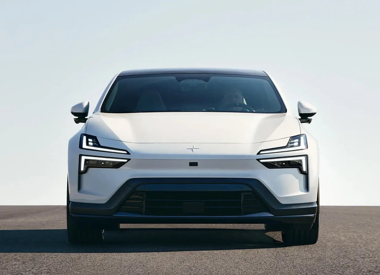 Polestar-4-front-sun